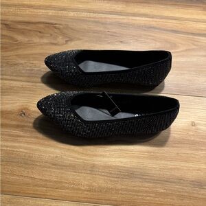 NWT Torrid Black Rhinestone Flats